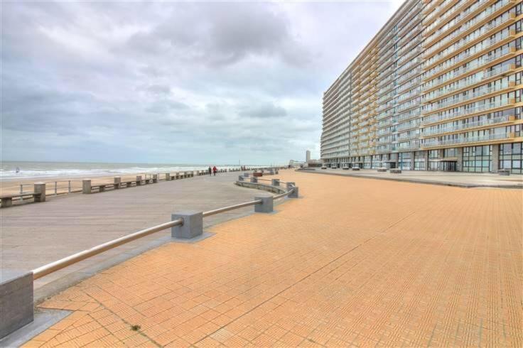 Panoramic Seaview Apartment With Free Private Garage Oostende Ngoại thất bức ảnh
